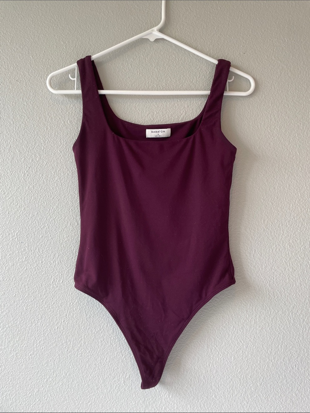 Babaton Contour Square Neck Sleeveless Bodysuit size S